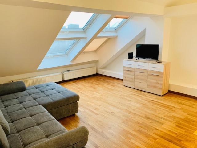 Aurellia Deluxe Apartments Wina Bagian luar foto