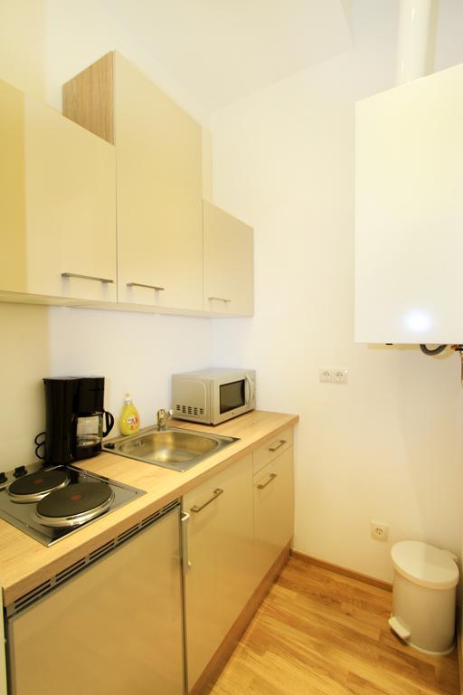 Aurellia Deluxe Apartments Wina Ruang foto