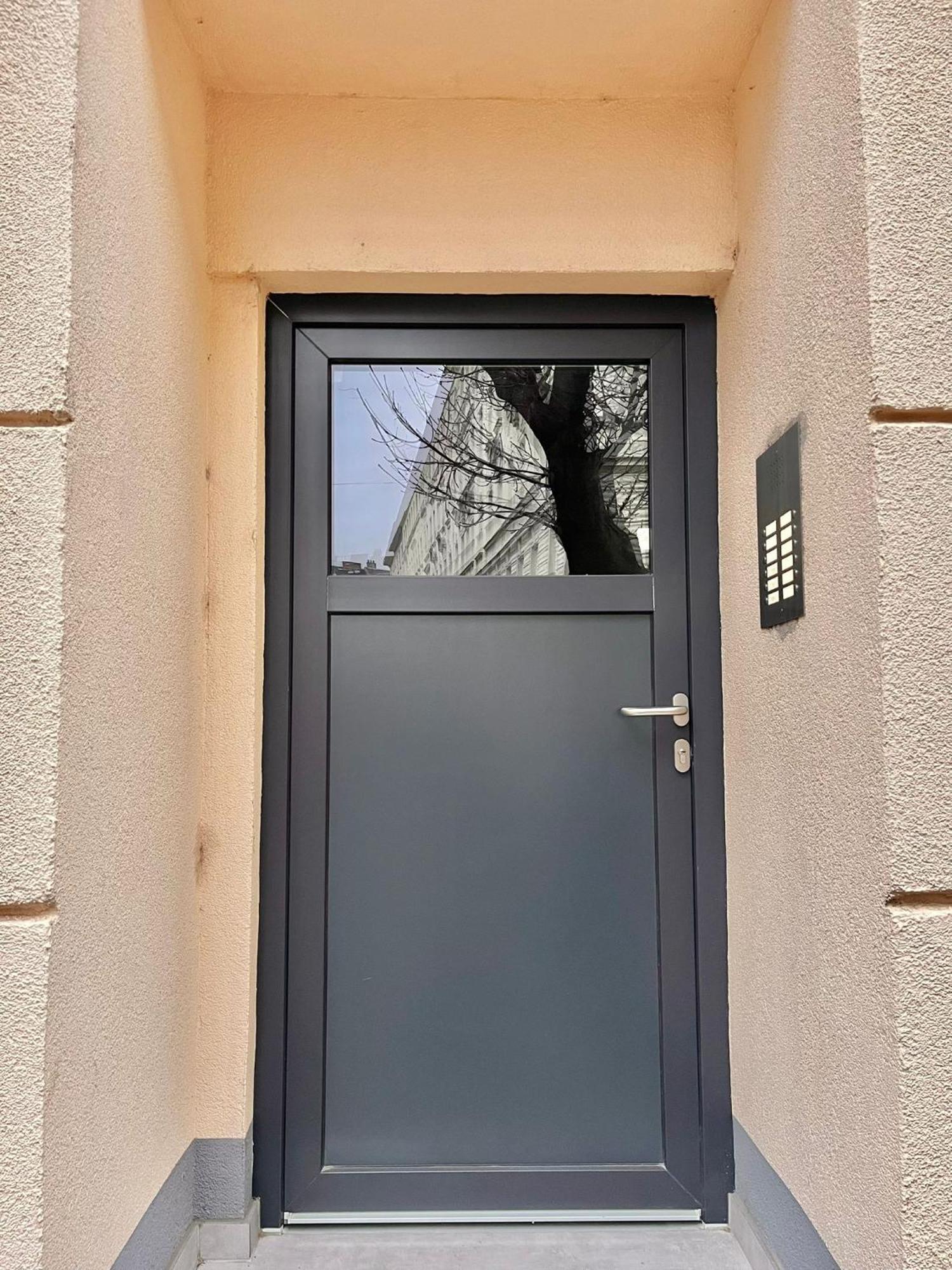 Aurellia Deluxe Apartments Wina Bagian luar foto
