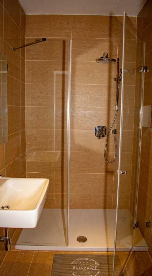 Aurellia Deluxe Apartments Wina Bagian luar foto