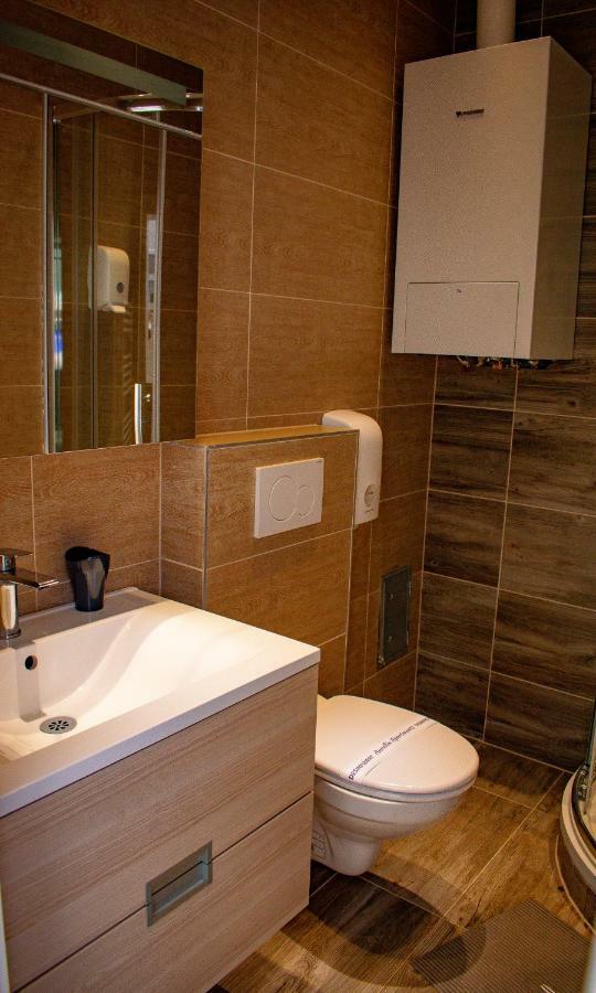 Aurellia Deluxe Apartments Wina Bagian luar foto
