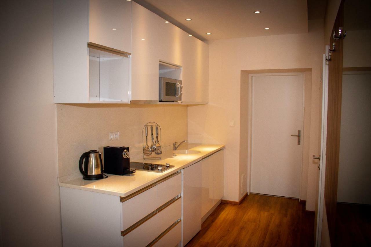 Aurellia Deluxe Apartments Wina Bagian luar foto