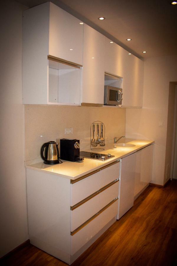 Aurellia Deluxe Apartments Wina Bagian luar foto