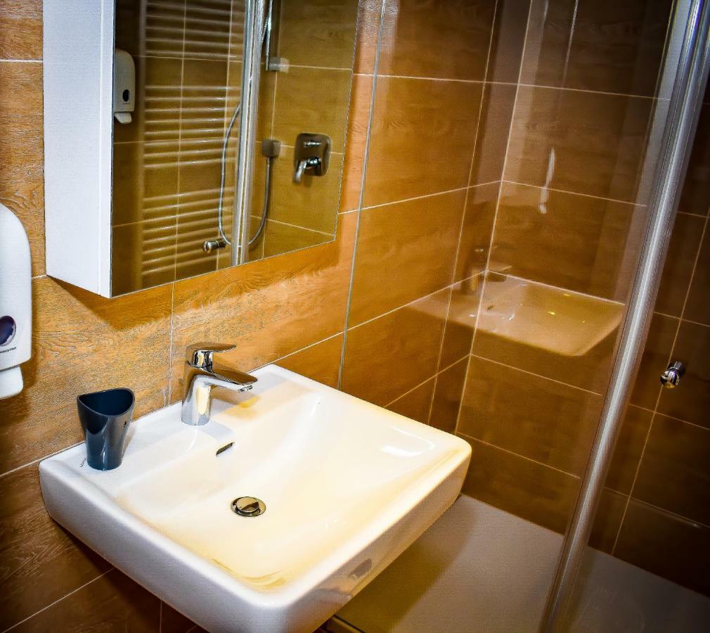 Aurellia Deluxe Apartments Wina Bagian luar foto